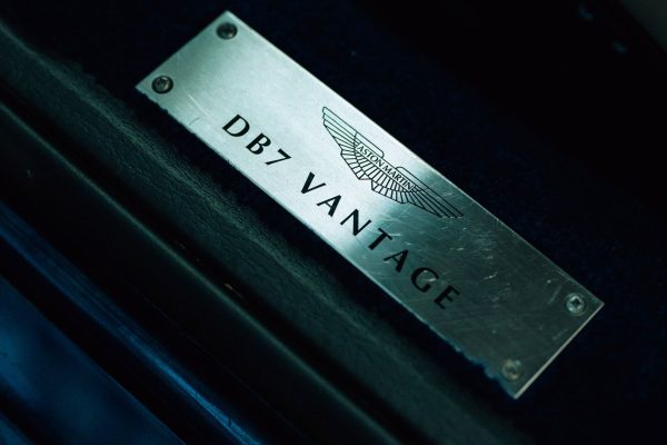 Aston Martin DB7 Volante V12 6.0L